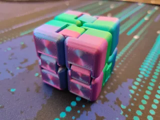 Infinity Cube